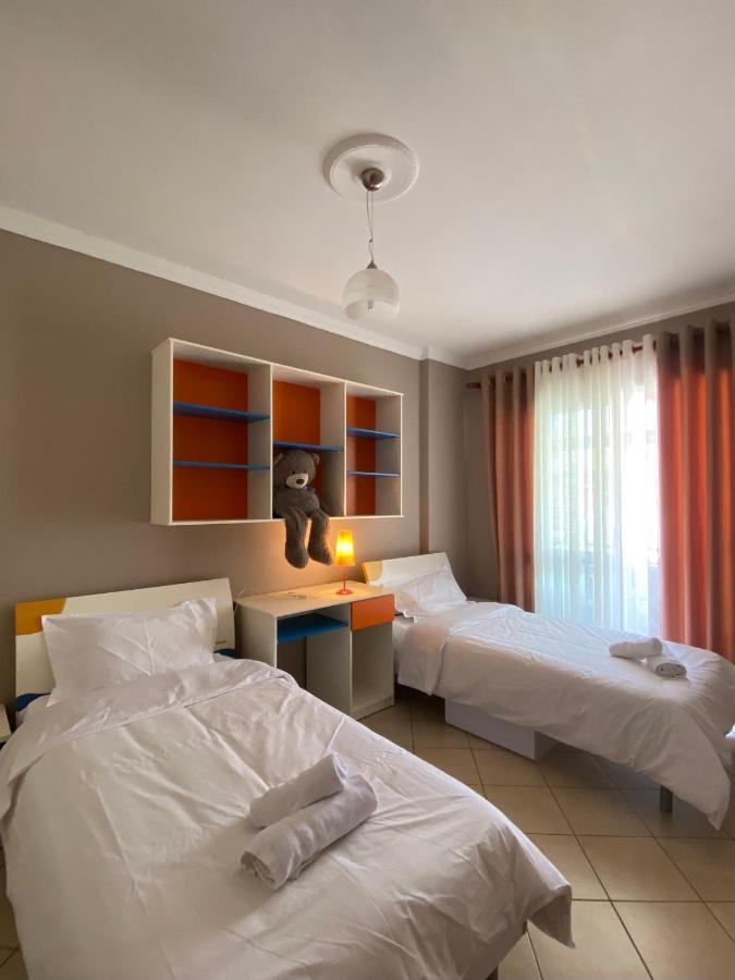 Cloud8 Apt With Castle View, 7Km From The Beach Lezhë Exterior foto
